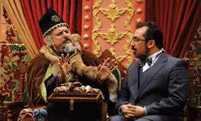 کیهان: مهران مدیری فیلمنامه یک نفر را دزدید و آن را به "قهوه تلخ" تبدیل کرد/ فرخ نژاد و پوراحمد وسروش صحت و پژمان جمشیدی و رضا عطاران اهل ریاکاری اند