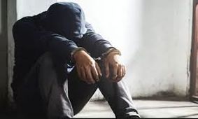 سرگذشت تلخ جوانی معتاد که از خودش شرم دارد