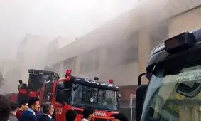 آتش‌سوزی مجتمع تجاری در شمال تهران