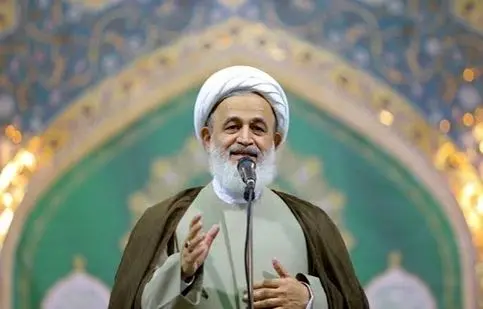 پناهیان: اگر بی‌برقی و بی آبی را تحمل کنیم؛ جهان را از دست ستم صهیونیست‌ها آزاد خواهیم کرد/ بزودی در مسجد جامع خرمشهر نیرو ثبت نام خواهید کرد برای اعزام به دنیا برای آزادسازی جهان/ اکثر فرماندهان پای رکاب امام زمان (عج) ایرانی‌ها هستند/ ویدئو