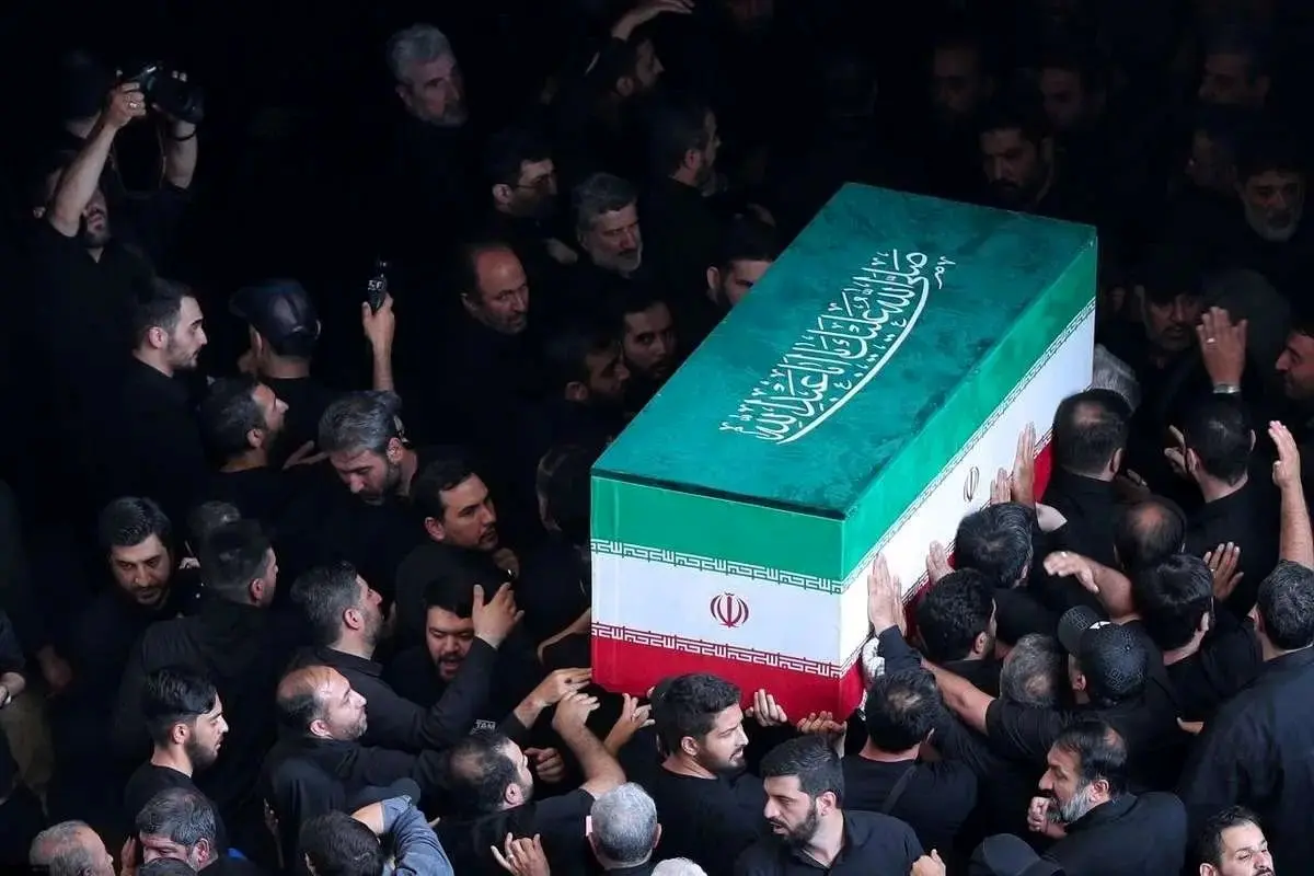 تعطیلی سراسری روز چهارشنبه در عراق همزمان با تشییع رهبر شهید

