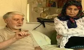  اولین تصاویر از برداشته شدن موانع خانه میرحسین موسوی و زهرا رهنورد/ ویدئو
