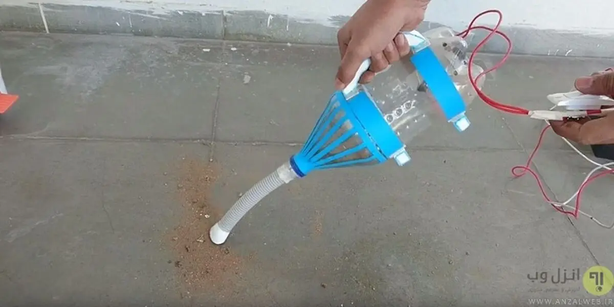 چگونه با بطری نوشابه یک جارو دستی خلاقانه در خانه بسازیم؟/ ویدئو