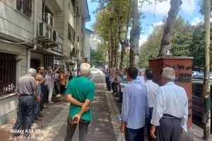 تجمع بازنشستگان کارگری ؛ حقوق ها برای یک هفته هم کافی نیست