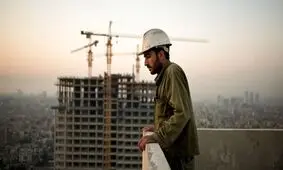دلار ۲۲۰ هزار تومان؛ زنگ خطر معیشت در تله ارزی | چرا ترمیم فوری دستمزدها دیگر یک «انتخاب» نیست؟