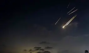 رقص و شادی مردم در مراسم عروسی همراه با پدافند/ ویدئو