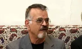 سفر در زمان؛ شوخی رهبر انقلاب با مهدی فخیم زاده؛ شما طاغوتی هستید/ ویدئو