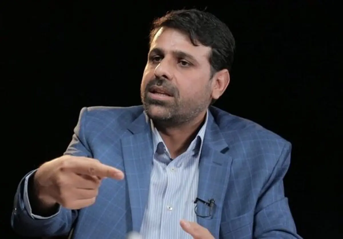  می‌گویند در تهران جوی خون راه افتاده است/ صدا و سیمای ما خواب است/ جنبش کنونی آن قدر که دارد بازنمایی می شود نیست، البته باید آن را ببینیم و ریشه هایش را بشناسیم

