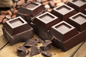 مصرف روزانه شکلات چه تاثیری بر روده دارد؟