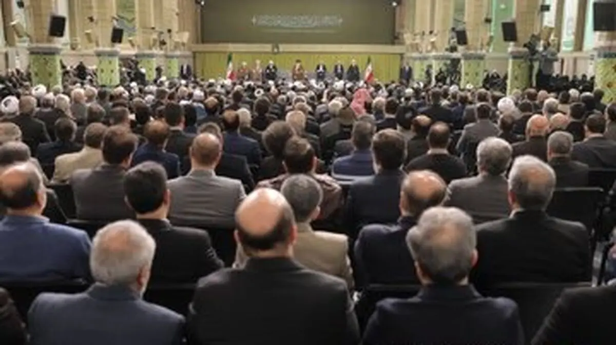 عکسی از سردار قاآنی در دیدار رهبری با پوشش متفاوت/ سردار سلامی، سردار حاجی زاده و فرماندهان بلندپایه ارتش هم بودند/ تصاویر

