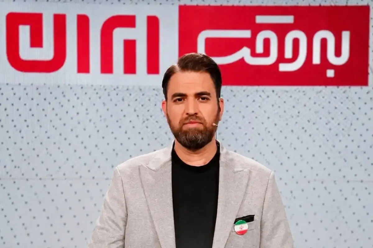 مجری کشمیری تبار صدا و سیما خودش را با کریستین امانپور و فرید زکریا مقایسه کرد