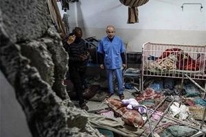 صهیونیست‌ها به بزرگترین بیمارستان در جنوب غزه حمله کردند/ نیروهای ویژه صهیونیست وارد بیمارستان شدند