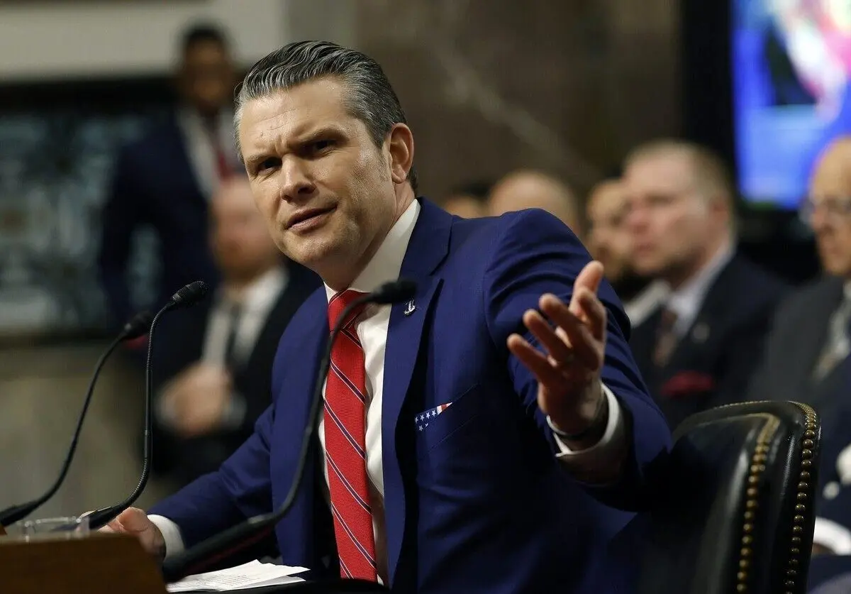 وزیر جنگ آمریکا: امروز بالاترین سطح حملات در آسمان ایران انجام خواهد شد