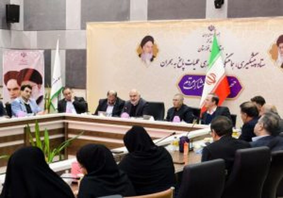استاندار خوزستان با تاکید بر وحدت و همدلی میان اقوام: برای ما هیچ نقطهای در استان بر دیگری برتری ندارد/ تلاش داریم در استان از ظرفیت بانوان کارآمد استفاده کنیم/ باید راهکارهایی برای جذب جوانان توانا پیدا کنیم