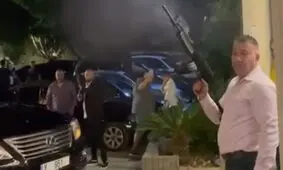  تیراندازی هوایی توسط یک نماینده لبنانی جنجالی شد/ ویدئو

