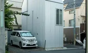 معماری هوشمندانه در قلب توکیو؛ خانه ای کوچک با ایده های بزرگ/ تصاویر