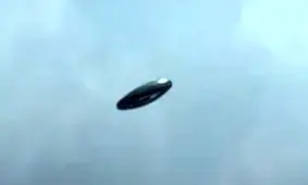 پشت پرده عکس عجیب گوگل ارت از سقوط یک بشقاب پرنده!