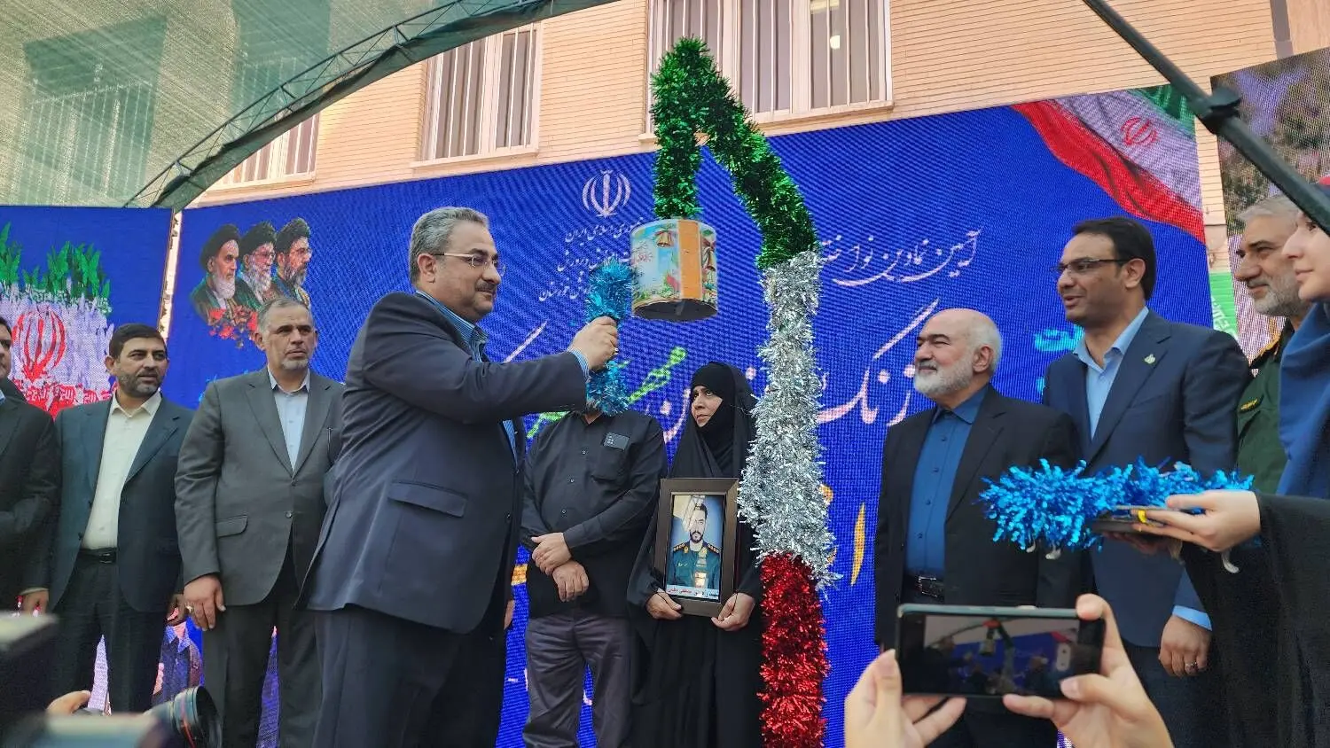 نیشکر، شانه‌به‌شانه آینده‌سازان ایران ایستاده است/تسهیل تردد دانش‌آموزان و معلمان در همسایگی نیشکر