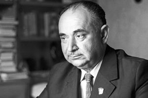 سایههای نامرئی: داستان یوسف گریگولویچ، جاسوس افسانهای استالین