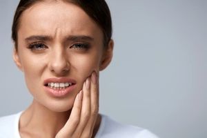 آسیب هایی که زمستان به دندانها می زند