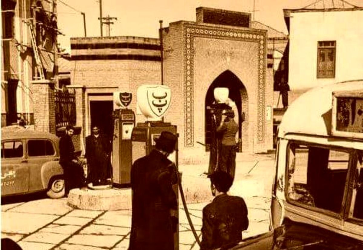 تصاویر پمپ بنزین انگلیسی به جا مانده از صد سال پیش در آبادان 