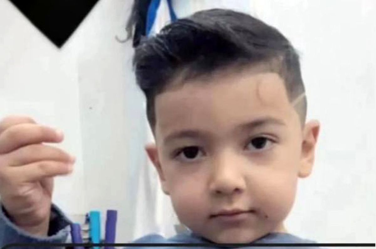  هیراد 8 ساله با شلیک گلوله توسط پسرخاله 10 ساله اش کشته شد