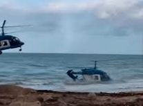 لحظه سقوط بالگرد روسیه در ساحل خزر/ ویدئو