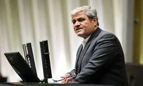 تاجگردون: در ارز ترجیحی هم چوب را خوردیم هم پیاز را!/ مردم با دلار ۱۰۰ هزار تومانی خرید می کنند