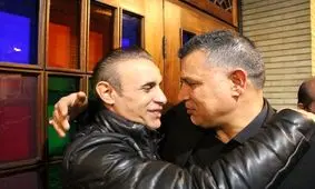 علی دایی و یحیی گل محمدی در مدرسه ای در جنوب تهران/ عکس