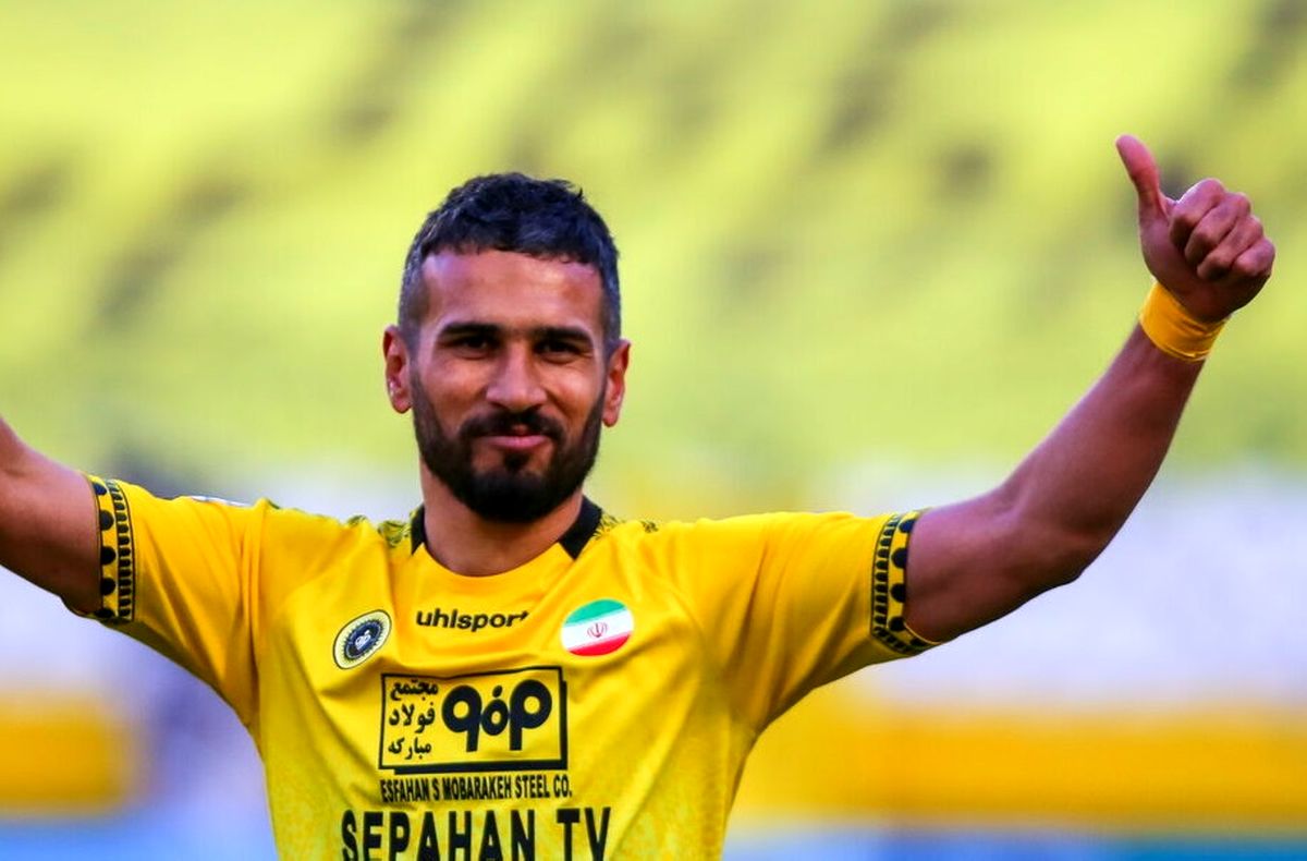 مهاجم سابق استقلال در یک قدمی عقد قرارداد با پرسپولیس