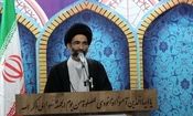 امام جمعه کاشان: ترامپ نمی‌تواند جلوی نفت ما را بگیرد؛ ما خدا را داریم


