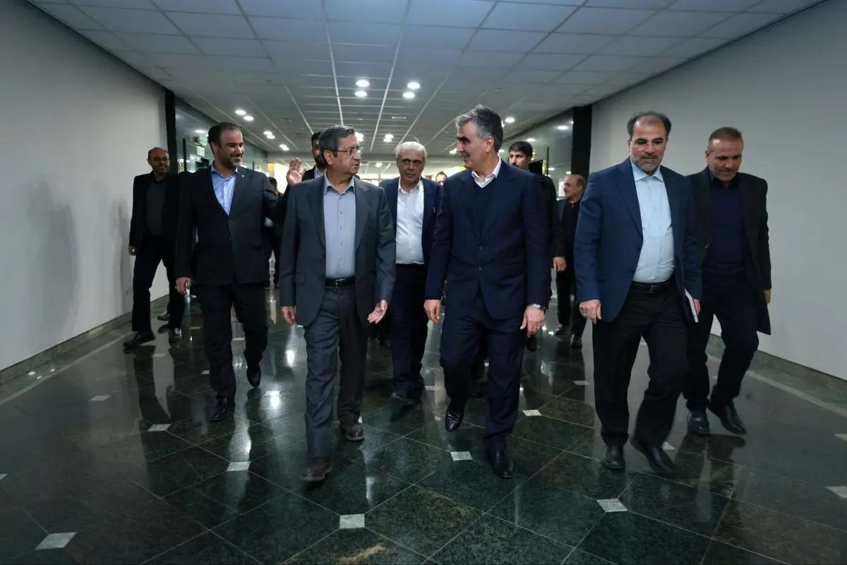 همتی بانک مرکزی را از فرزین تحویل گرفت/ تصاویر