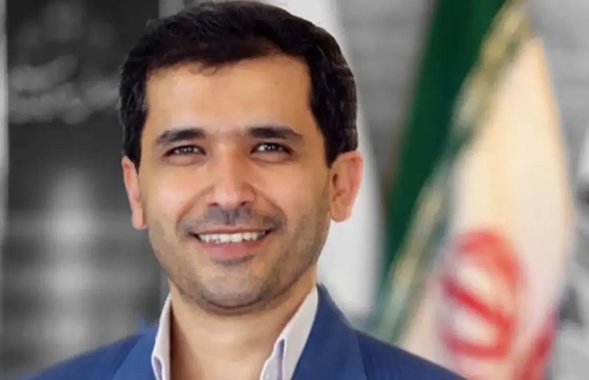 کنایه مشاور سابق روحانی به توییت تحریک‌آمیز شریفی زارچی
