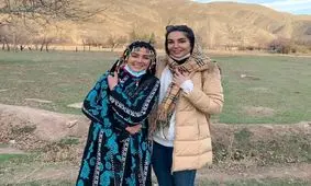 ژست متفاوت هدی استواری بازیگر سریال نون خ