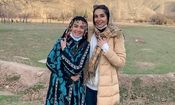 ژست متفاوت هدی استواری بازیگر سریال نون خ
