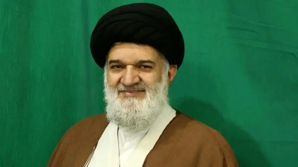 گوشه هایی از کلاس ریاضیات ولایی آیت الله محمدباقر خرازی/ دبیرکل حزب‌الله ایران: انگلیسی را از چپ به راست می نویسند، چون زبان شیطانی است/ شیطان موقع نزول در جزیره براتانیا یا همین بریتانیا قرار گرفت/ ویدئو