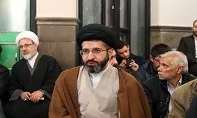 واکنش مردم به حضور فرزند رهبر انقلاب در خیابان/ ویدئو
