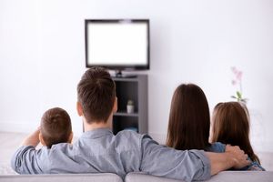 آیا فرزندان نسل Z و Y شما هم دوست دارند برنامه‌های مورد علاقه خود را با زیرنویس تماشا کنند؟