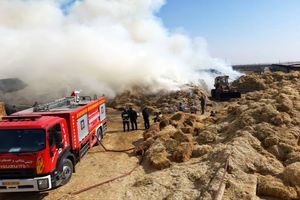 آتش‌سوزی در انبار علوفه گاوداری‌ در آبیک