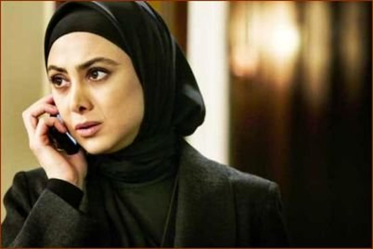 ممنوعالخروج بودن آزاده صمدی در حضور وکیلش به او ابلاغ شده بود