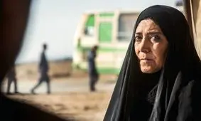 روایتی از سه ساعت گریه کردن رویا افشار، بازیگر در معراج شهدا/ ویدئو