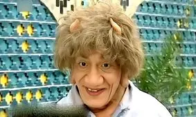 «بازیگر نقش سمندون» در دنیای واقعی