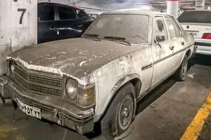 قدیمی ترین ماشین فرودگاه مهرآباد که در حال خاک خوردن است/ ویدئو