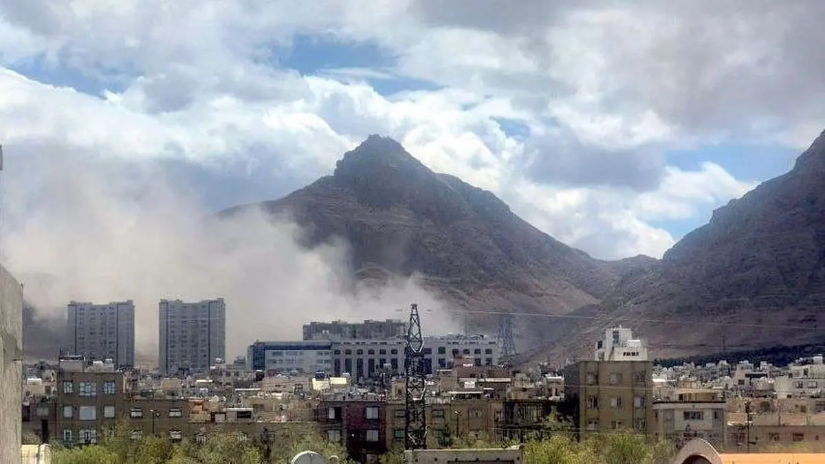 موج جدید حمله به زیرساخت‌های صنعتی ایران / حمله هوایی به فولاد خوزستان، فولاد مبارکه اصفهان و  آلومینیوم الغدیر در استان مرکزی/ مجتمع آب سنگین اراک هدف قرار گرفت/ بمباران کارخانه تولید کیک زرد یزد و نگرانی‌ها نسبت به انتشار مواد پرتوزا