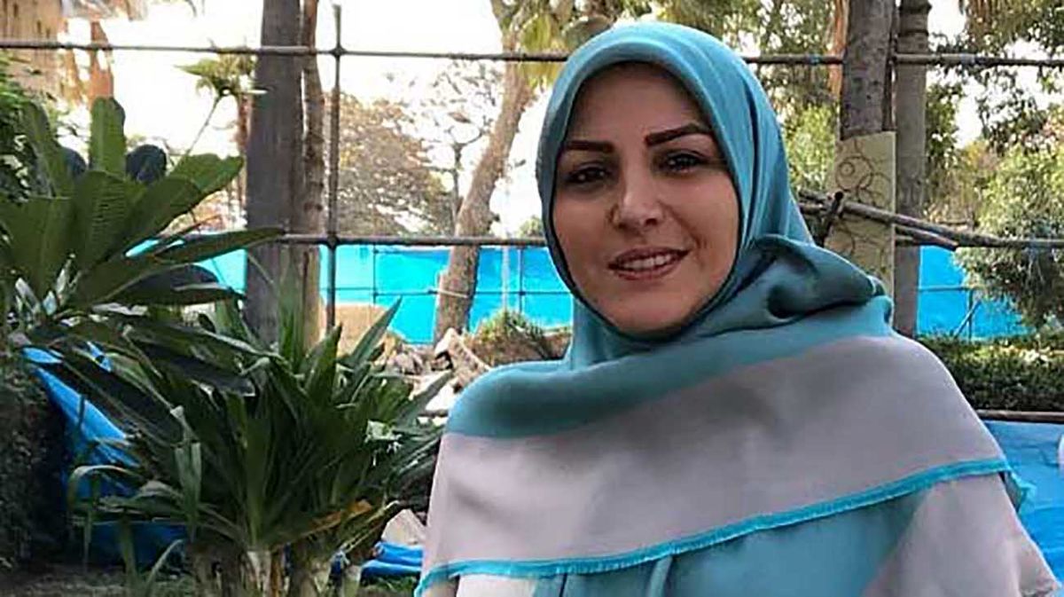 رونمایی المیرا شریفی مقدم از تیپ عاشقانه اش برای اولین بار