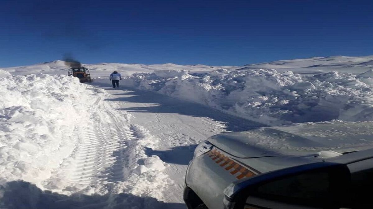 دو شبانه روز تلاش برای نجات افراد گمشده در برف سمیرم