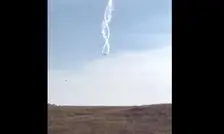 سقوط بالگرد نظامی ترکیه در نزدیکی مرز جمهوری آذربایجان و گرجستان/ ویدئو