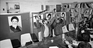 هنرمندان ایرانی حامی اشغال سفارت آمریکا؛ از مسعود کیمیایی تا دیگر چهره ها