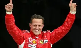 فروش ۱۰۲ هزار دلاری لباس مایکل شوماخر