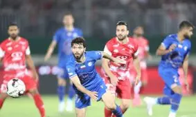 پرسپولیس و استقلال به خاطر مجوز حرفه‌ای جریمه شدند

